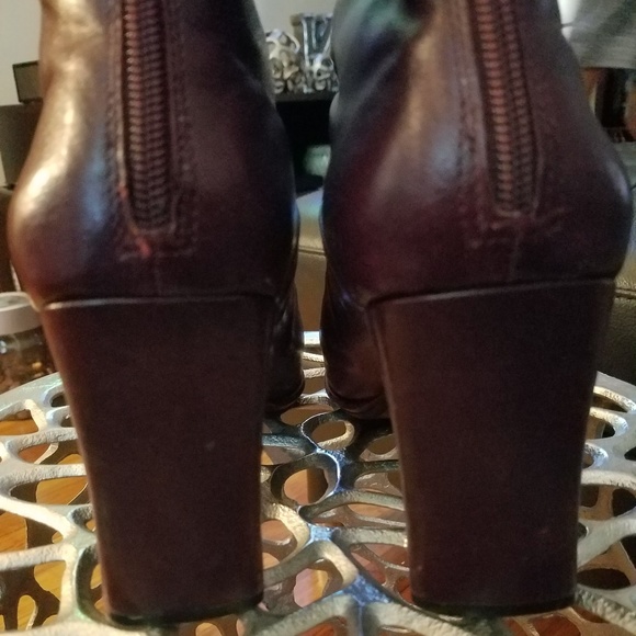 Boots - Picture 4 of 4